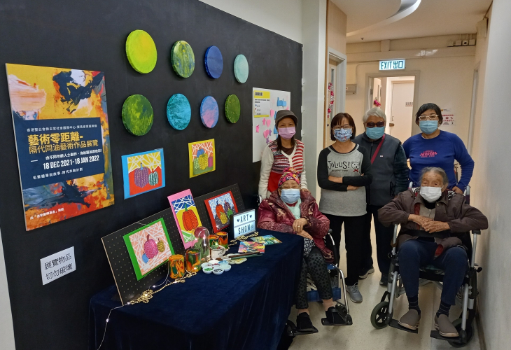 家庭支援網絡服務展出長者手工藝品