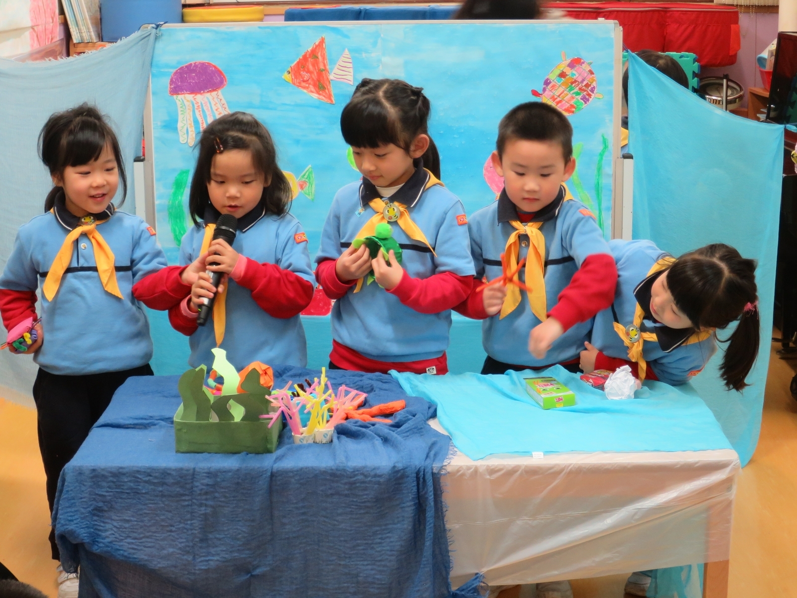 香港聖公會基愛幼兒學校學生表達美術作品的創作意念